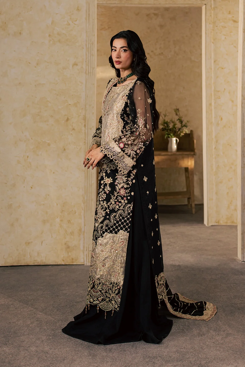 EBONY ROYALTY - MSU6939 - Image 3